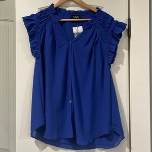 Medium Women’s Ruffle Blouse